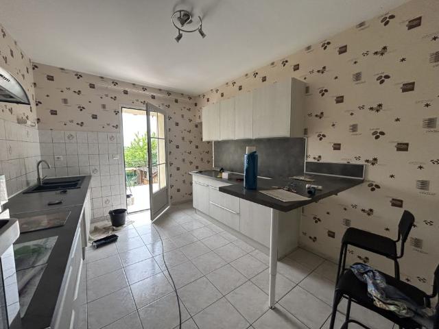 CARNAS / BOMBECUL Maison de Village de 117m² avec jardin et stockage