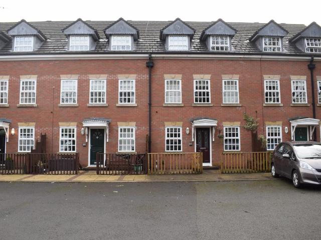 Carnatic Court, Sefton Park L18 3 bed townhouse to rent £1,500 pcm £346 pw