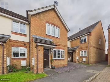 Carnation Way, Lavender Grange HP21, 1 bed property to rent, £1,050 pcm | PrimeLocation