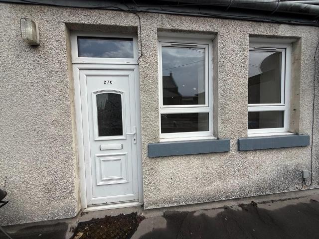 Carnegie Drive, Dunfermline, KY12 2 bed flat to rent £800 pcm £185 pw
