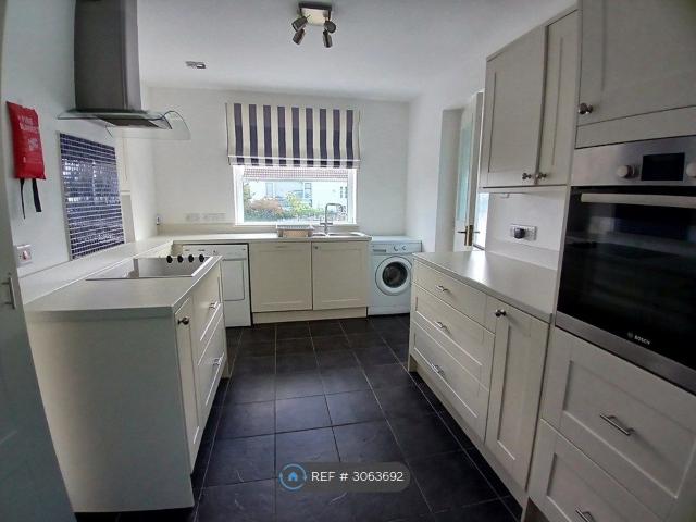 Carnon Downs, Truro TR3, 1 bed flat to rent, £975 pcm | PrimeLocation