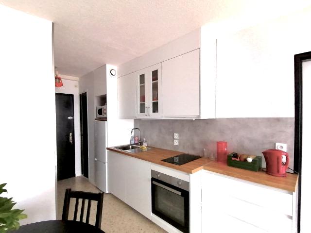 Carnon, Magnifique T2 meublé, rénové vue mer disponible de septembre à juin !