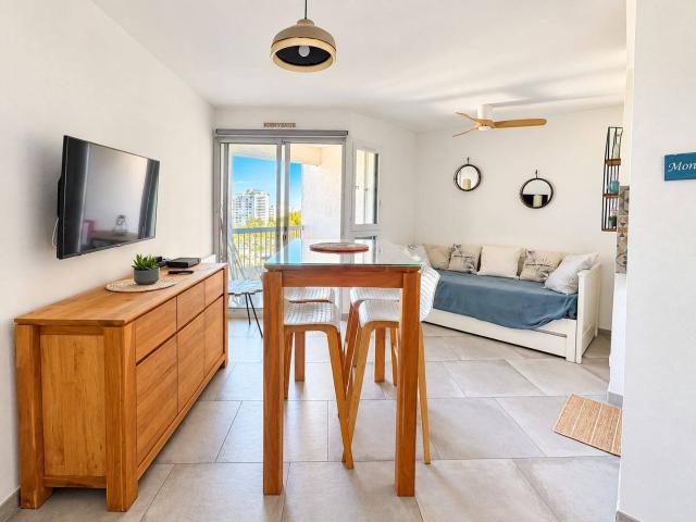Carnon, splendide studio meublé de septembre et juin ! Vue port