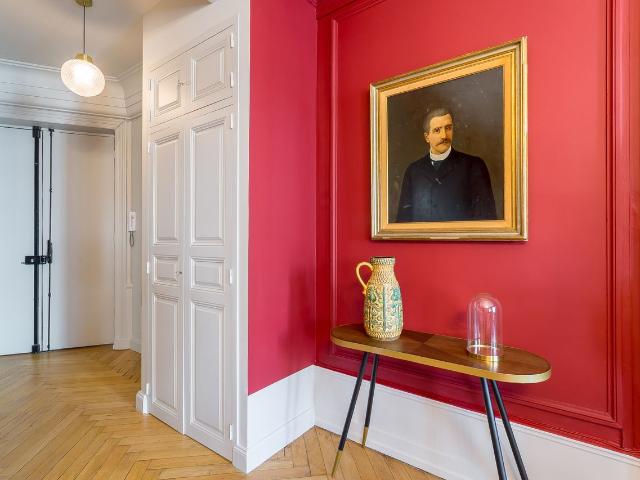 Carnot apartment with balcony, Lyon Amsterdam Apartments for Rent