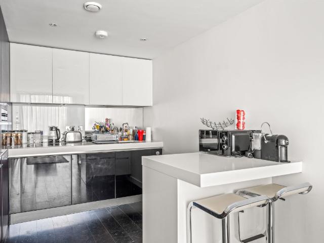 Caro Point, Grosvenor Waterside SW1W, 1 bed flat to rent, £3,098 pcm | PrimeLocation