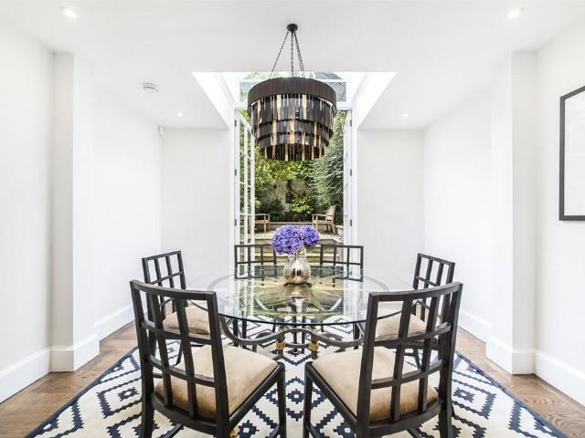 Caroline Terrace, Belgravia, London. 4 bed terraced house to rent £14,083 pcm £3,250 pw