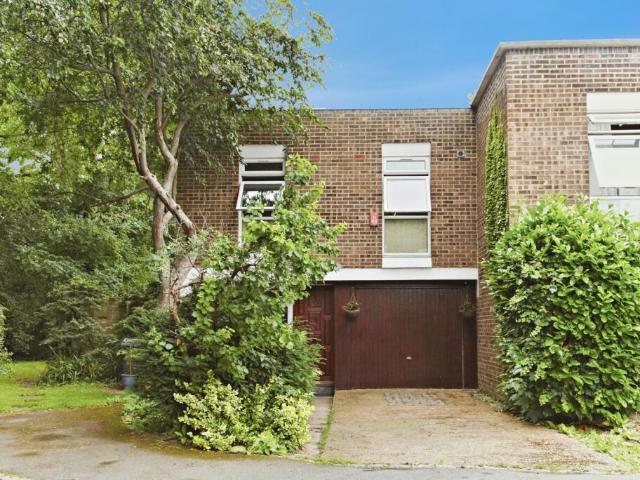 Caroline Close, Croydon, CR0 5 bed townhouse to rent £2,400 pcm £554 pw