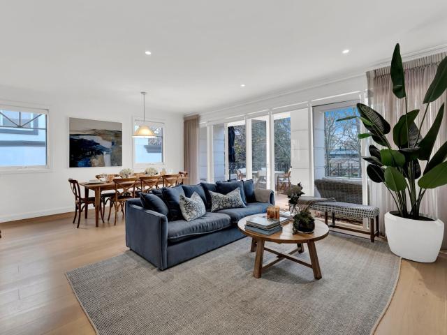 'Caroline' Spacious Top Floor Residence with Sun Drenched Terrace Fully Furnished