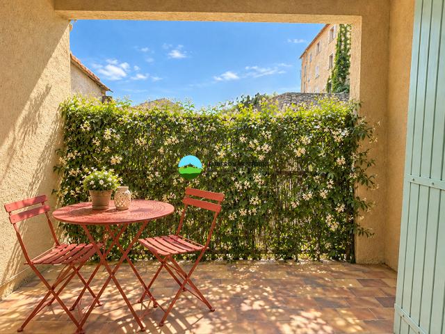 CAROMB, Appartement 3 pièces avec terrasse, garage, cave et parking privé