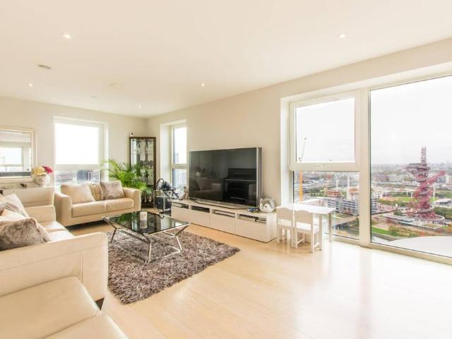 Carpenters Land Bridge, London, E20 1JS, United Kingdom | 3 bed apartment for rent #137746205 | Rentberry