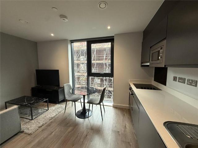 Carpenters Row, LIVERPOOL L1 1 bed apartment to rent £775 pcm £179 pw