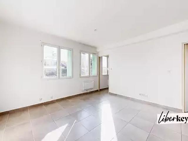 Carpentras 84200 Achat / Vente appartement 3 pièces t3 au dernier étage