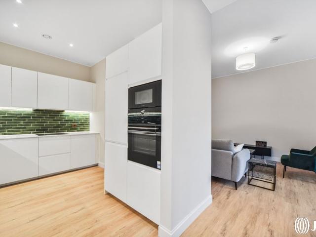 Carpet Street, Sugar House Island E15, 3 bed flat to rent, £3,100 pcm | PrimeLocation