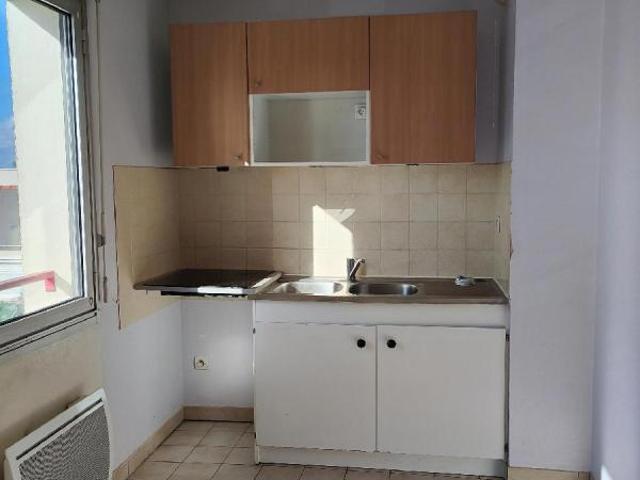CARQUEFOU Type 2 une chambre