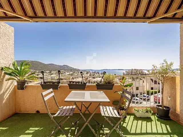 Carqueiranne 83320 Achat / Vente appartement 5 pièces t5 au dernier étage