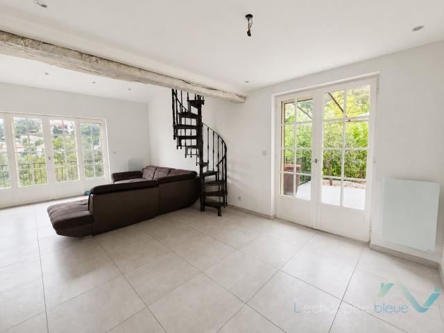 Carqueiranne La Californie Maison avec dépendance, garage et. 136m² Carqueiranne