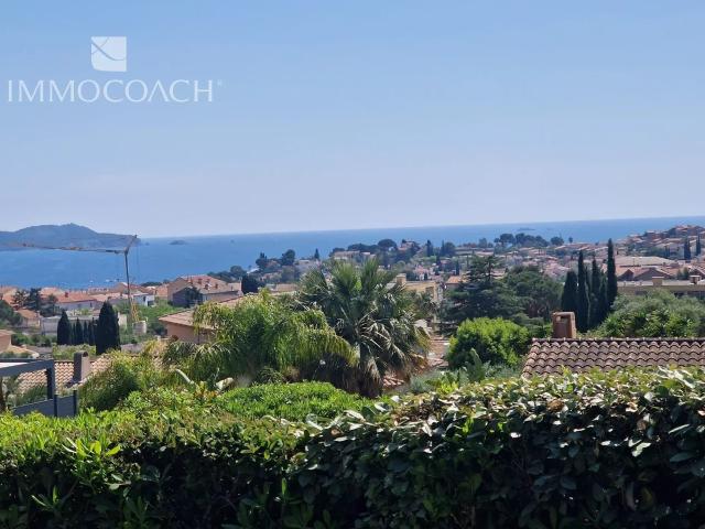 Carqueiranne Villa vue mer de plain pied proche village m² Carqueiranne