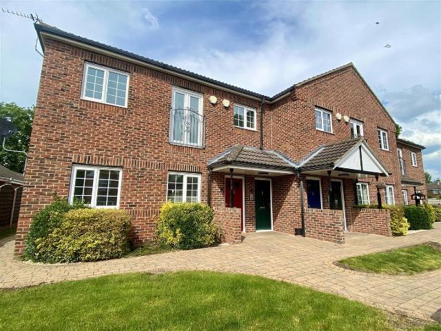 Carr Lane, Bessacarr DN4, 2 bed flat to rent, £875 pcm | PrimeLocation