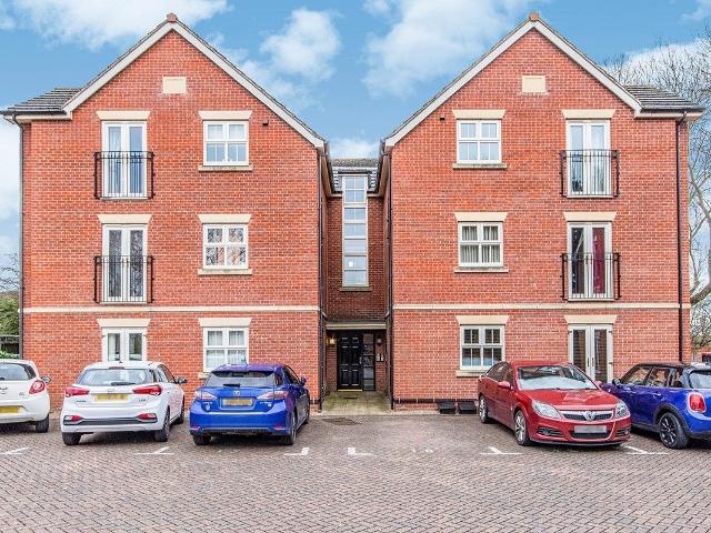 Carr Lane, Bessacarr, Doncaster, South Yorkshire DN4, 2 bed flat to rent, £825 pcm | PrimeLocation