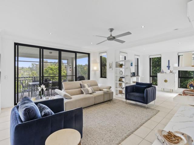 Carrara, 1070/1 The Cove Crescent