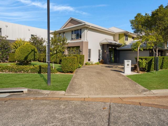 Carrara, 5044 EMERALD ISLAND Drive