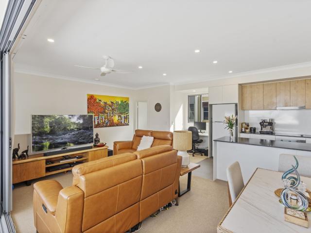 Carrara, 60/1 Grande Avenue