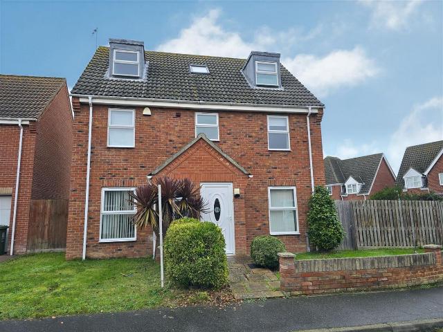 Carrel Road, Gorleston NR31, 6 bed detached house to rent, £1,750 pcm | PrimeLocation