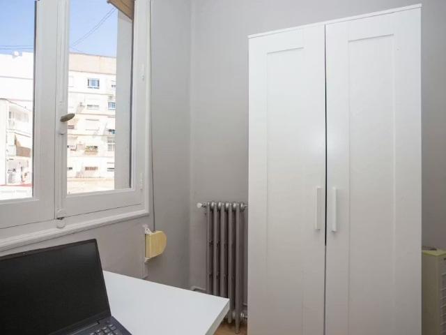 Carrer Carlos Cervera, Valencia, Valencian Community 46006