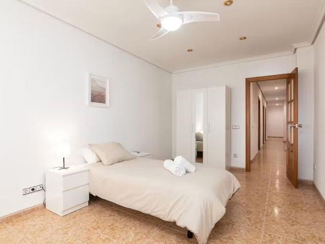 Carrer Alejandro VI, Valencia, Valencian Community 46005