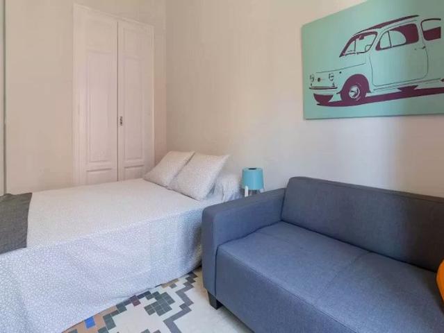 Carrer Almirall Cadarso, Valencia, Valencian Community 46005