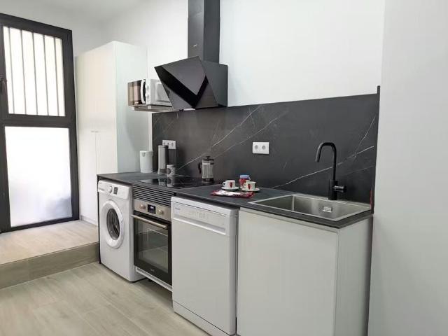 Carrer Balmes, Burjassot, Valencian Community 46100
