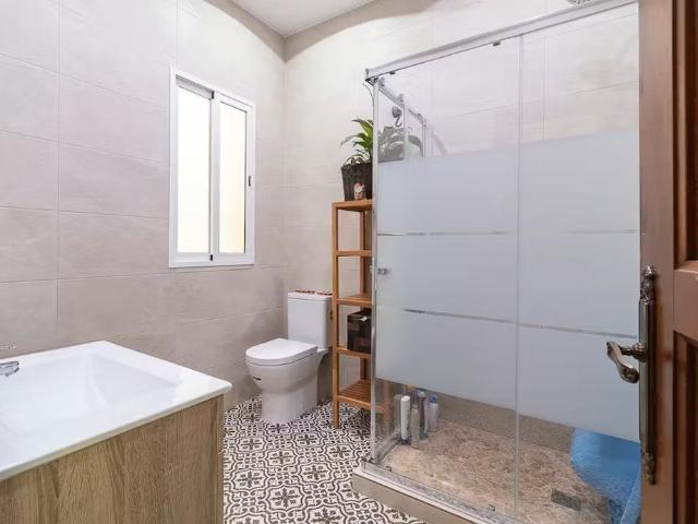 Carrer General San Martín, Valencia, Valencian Community 46004