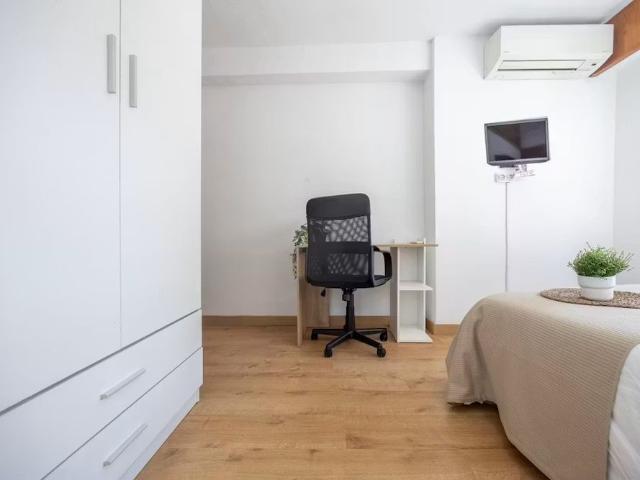Carrer d'Alemany, Valencia, Valencian Community 46019