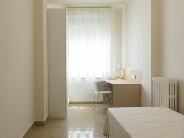 Carrer de Ciscar, Valencia, Valencian Community 46005