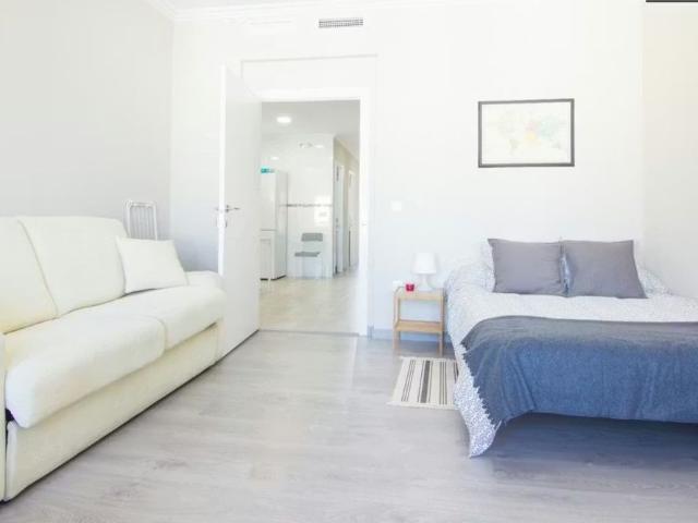 Carrer de Císcar, Valencia, Valencian Community 46005