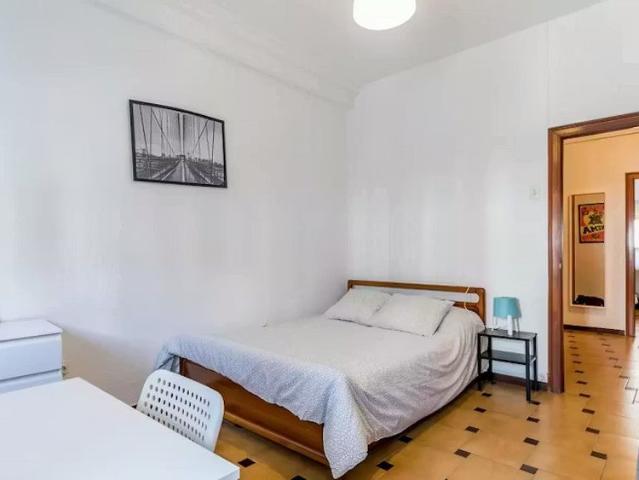 Carrer de Beatriz Tortosa, Valencia, Valencian Community 46021