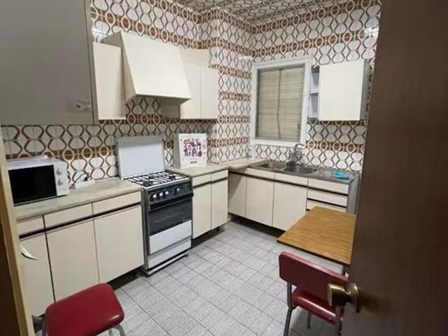Carrer de Berlín, Barcelona, Catalonia 08029