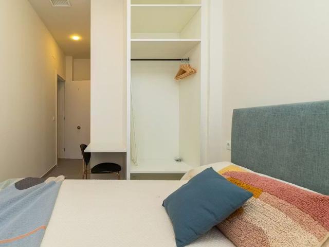 Carrer de Goya, Valencia, Valencian Community 46018