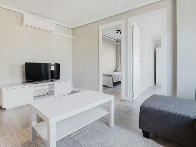 Carrer de Fontilles, Valencia, Valencian Community 46024