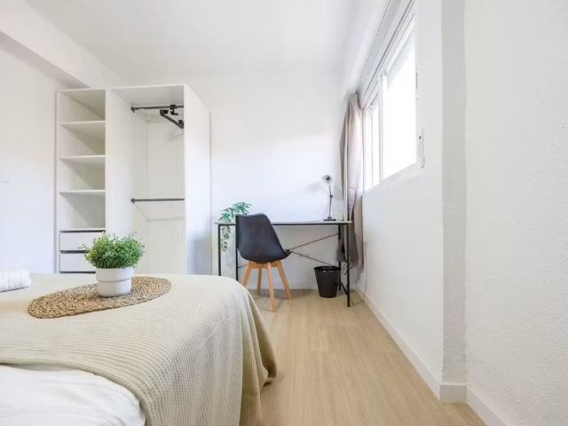 Carrer de Francesc Martínez, Valencia, Valencian Community 46020
