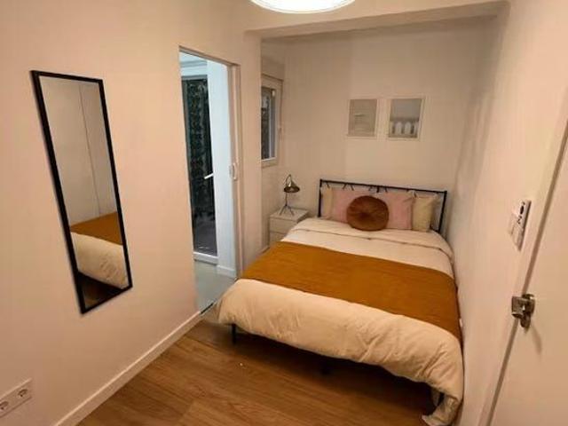Carrer de Francisco Moreno Usedo, Valencia, Valencian Community 46018