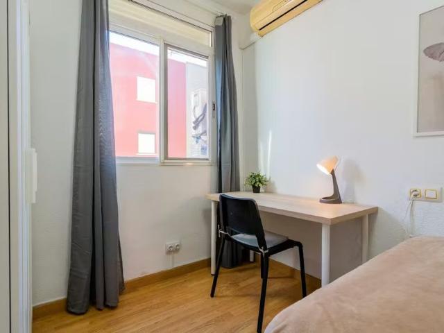 Carrer de Jaume II, Valencia, Valencian Community 46015