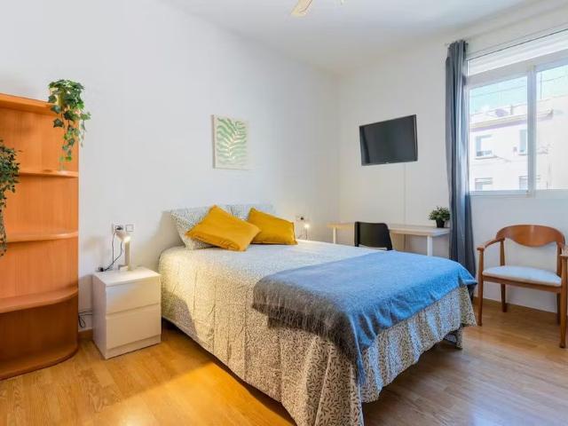 Carrer de Jaume II, Valencia, Valencian Community 46015