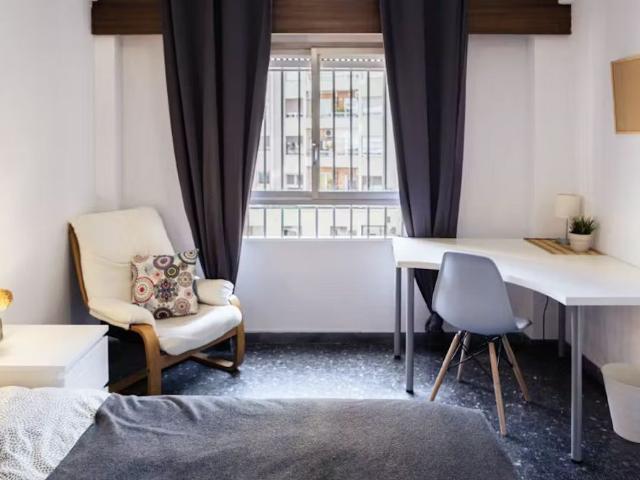 Carrer de Jaume Roig, Valencia, Valencian Community 46010