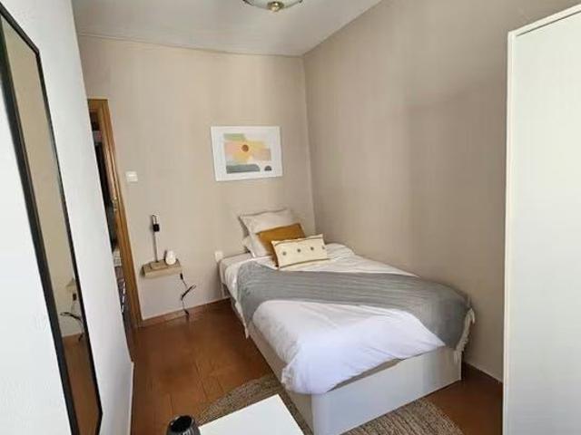 Carrer de Jaca, Valencia, Valencian Community 46010