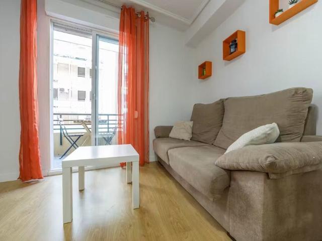 Carrer de Jaca, Valencia, Valencian Community 46010