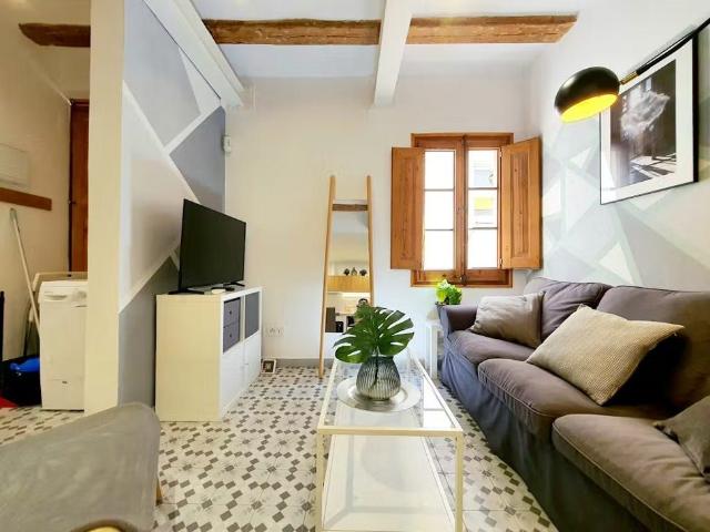 Carrer de la Ciutat, Barcelona, Catalonia 08002