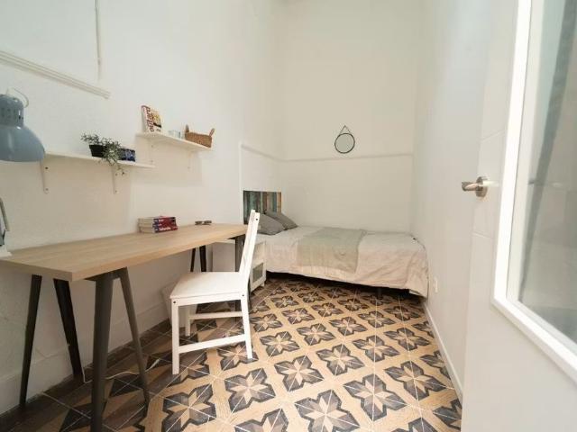 Carrer de la Unió, Barcelona, Catalonia 08001