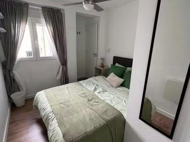 Carrer de les Germanies, Torrent, Valencian Community 46900