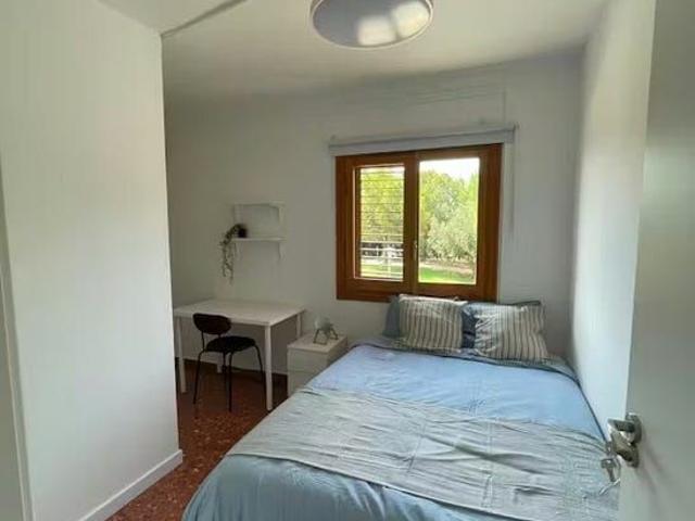 Carrer de Montemayor, Xirivella, Valencian Community 46950